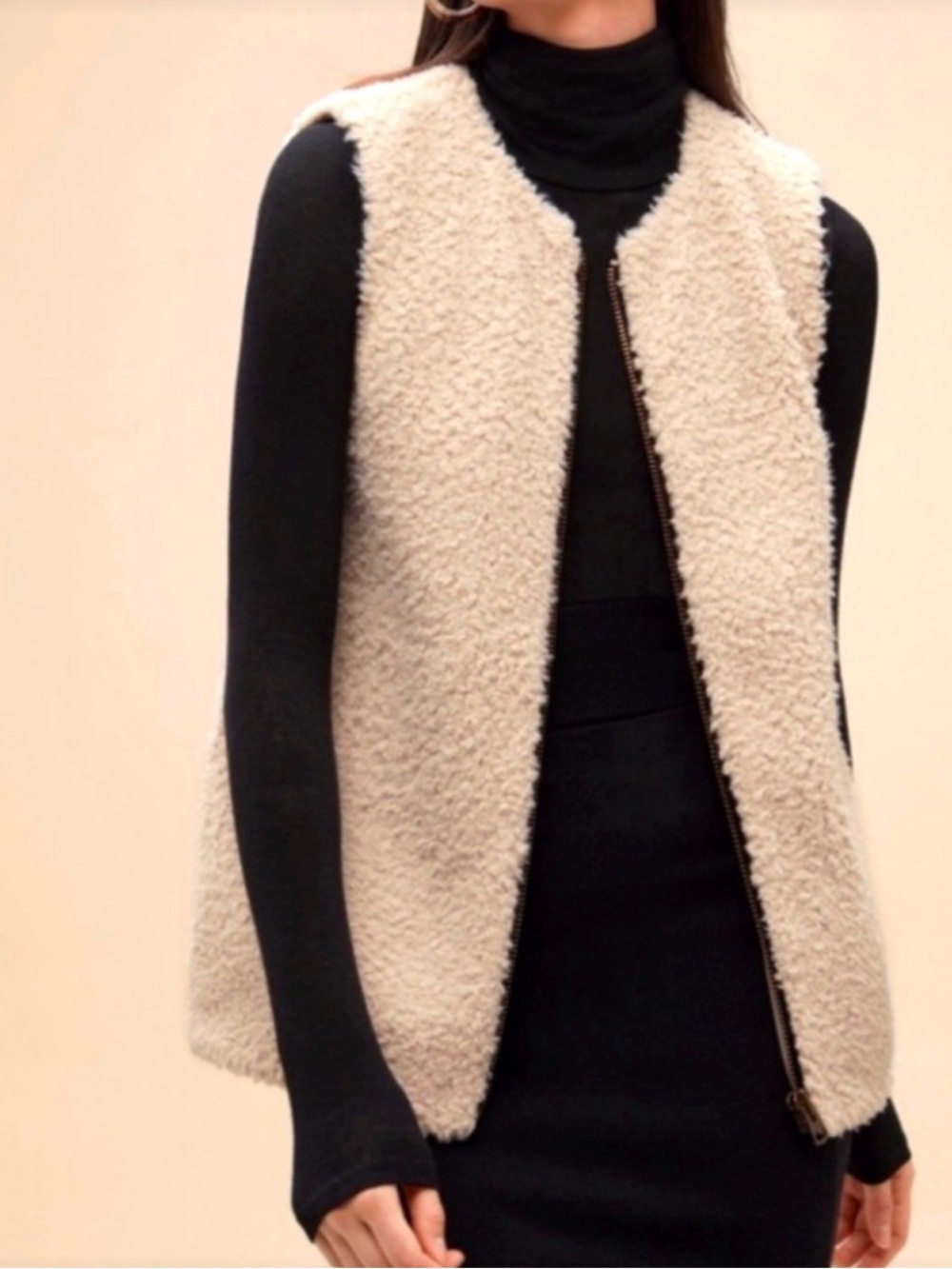 Wilfred Chatou Vest Sherpa Teddy Size Large – Beige/Taupe